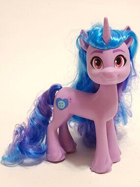 G5 My Little Pony Izzy Moonbow 6” Brushable Unicorn A New Generation